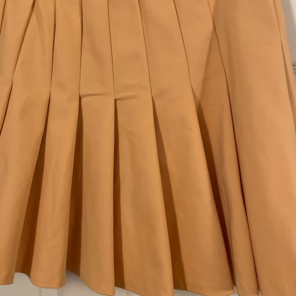 ZARA Peach Pleated Skirt. Size Large. - Picture 4 of 9